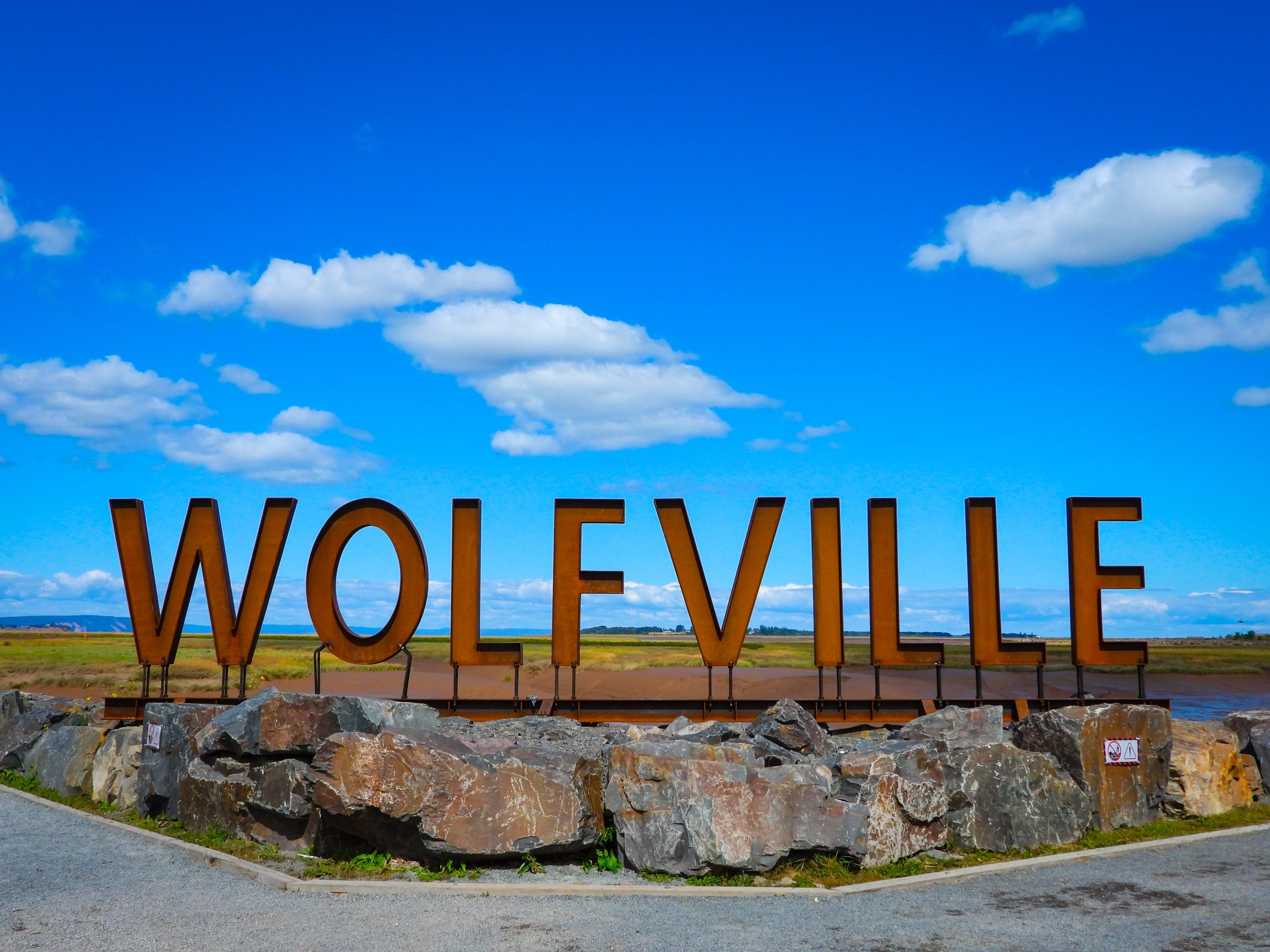 Wolfville Willkommen