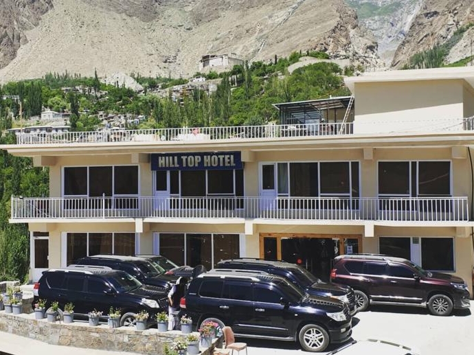 Hilltop Hotel Hunza