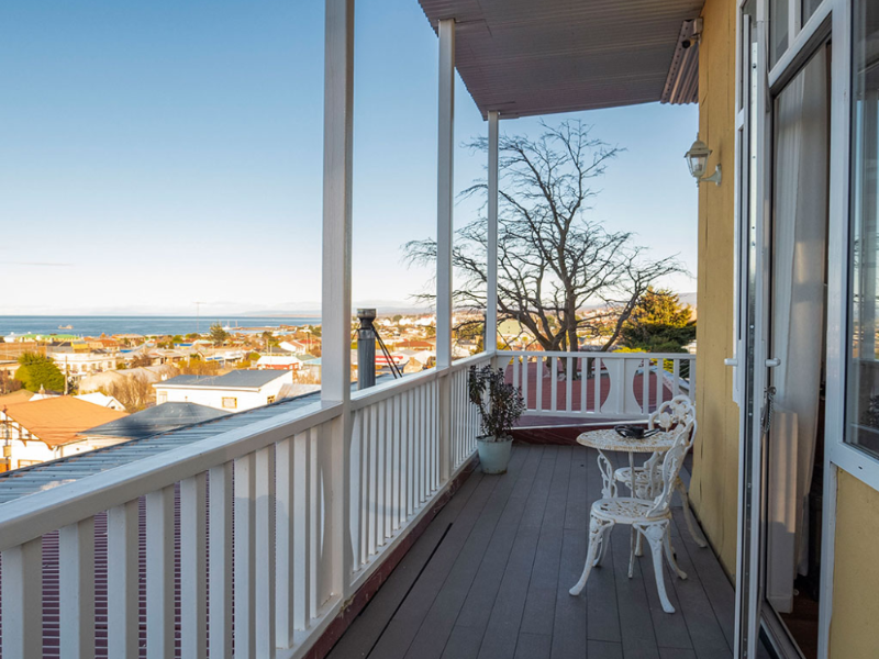Premium-Panorama: Terrasse mit Meerblick