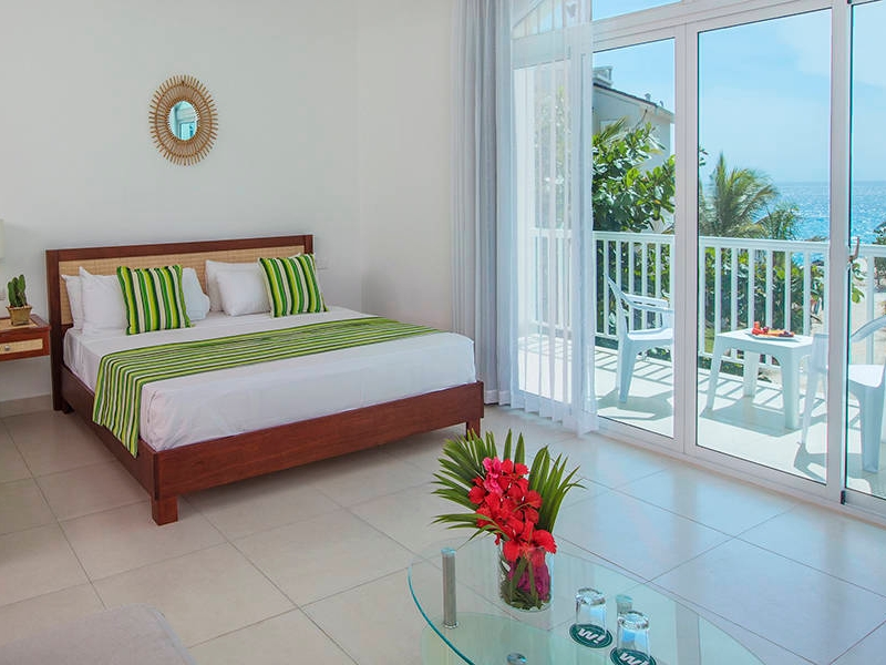 HM Alma de Bayahibe - Meerseite