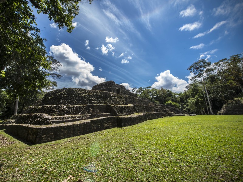 Caracol - Maya Ruinen