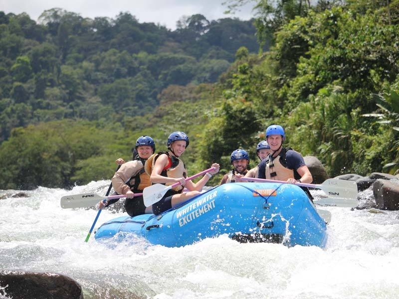 Rios Lodge - Rafting