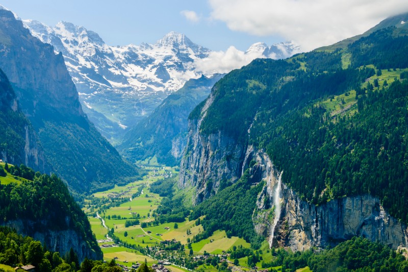 Guided E-Bike Tour Lauterbrunnen & Valle