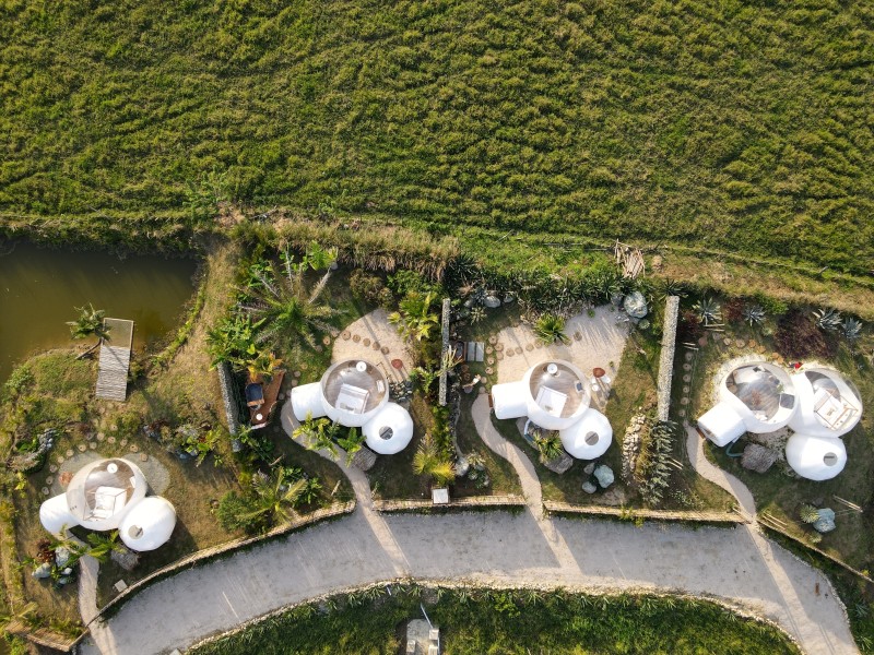 Green Land Bubble Glamping - Family