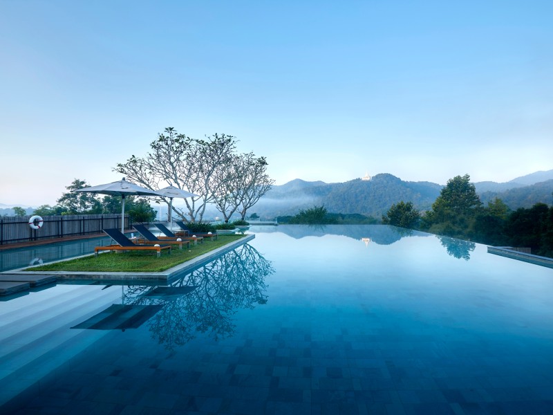 Veranda High Resort pool