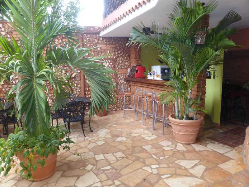 Osmary y Alberto - Bar