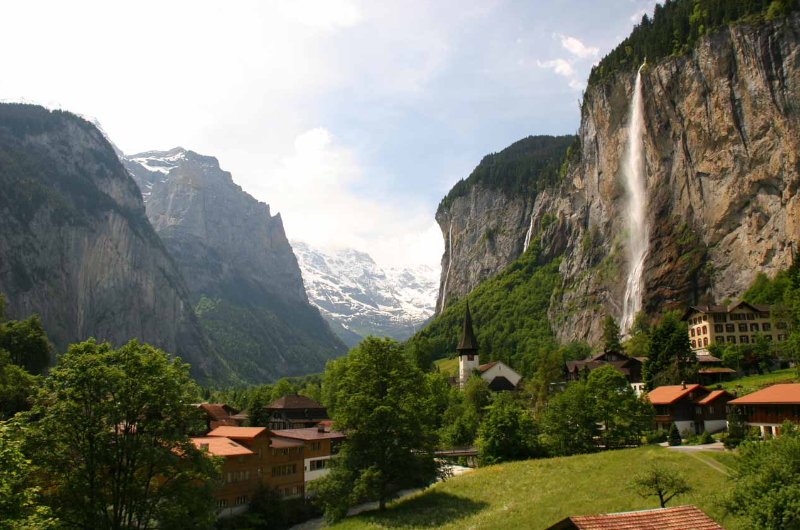 Staubbach Falls Lauterbrunnen