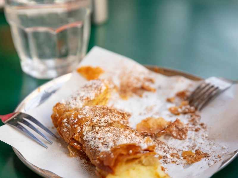 Greece - Food - Bougatsa