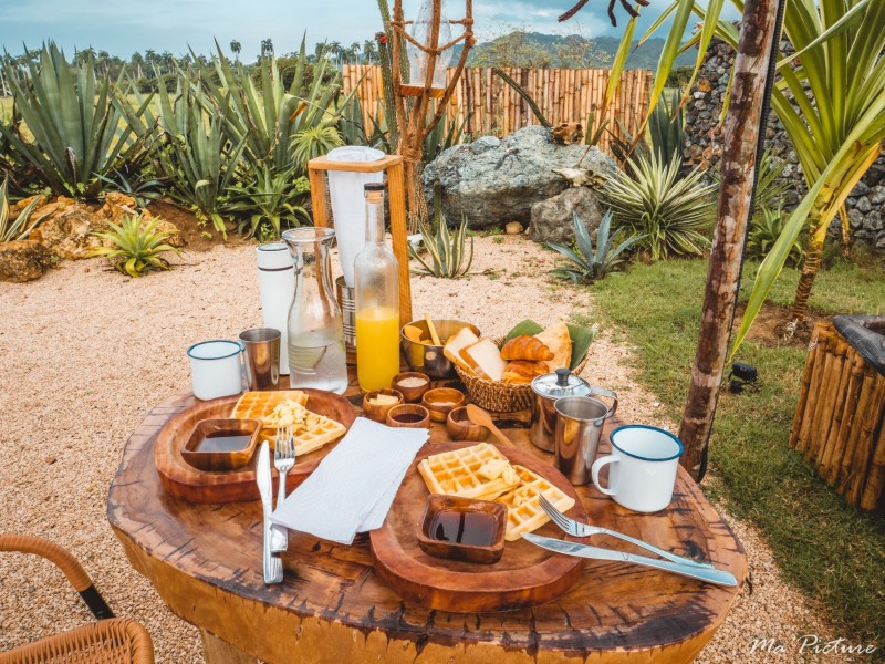 Green Land Bubble Glamping - Frühstück