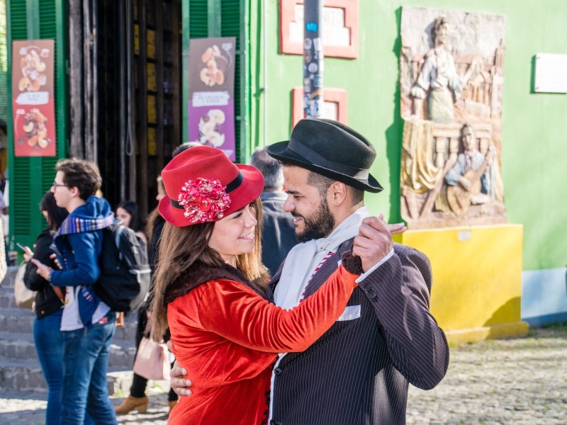 Street Tango