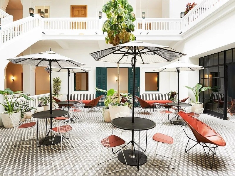 American Trade Hotel - Patio