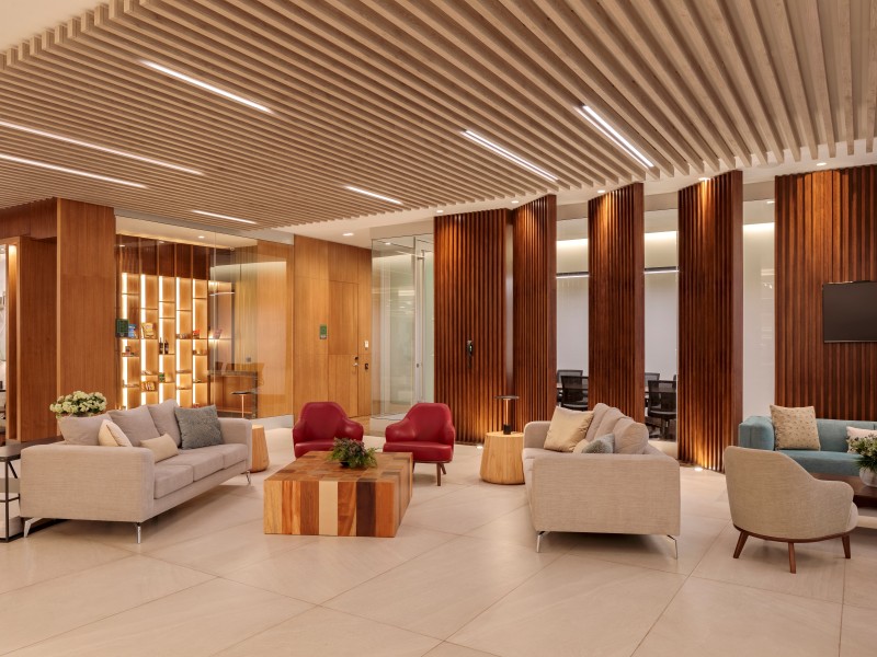 Holiday Inn Airport Quito Lobby