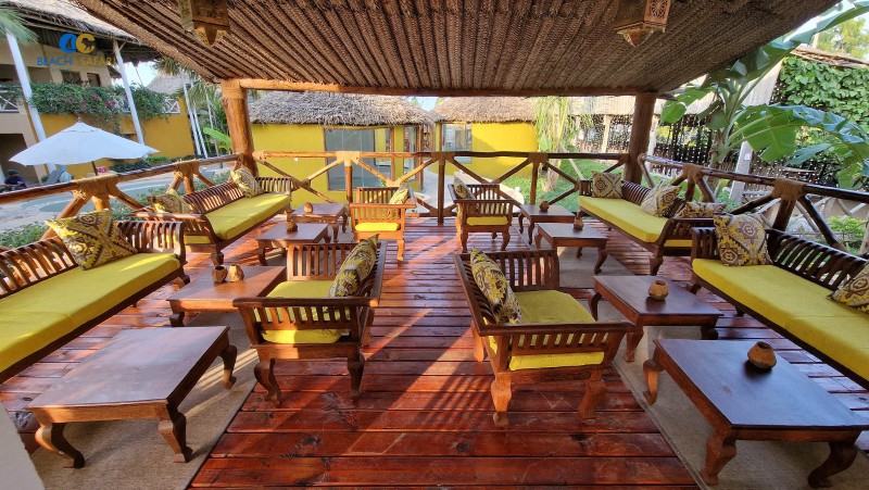 Paradise Beach Resort Lounge