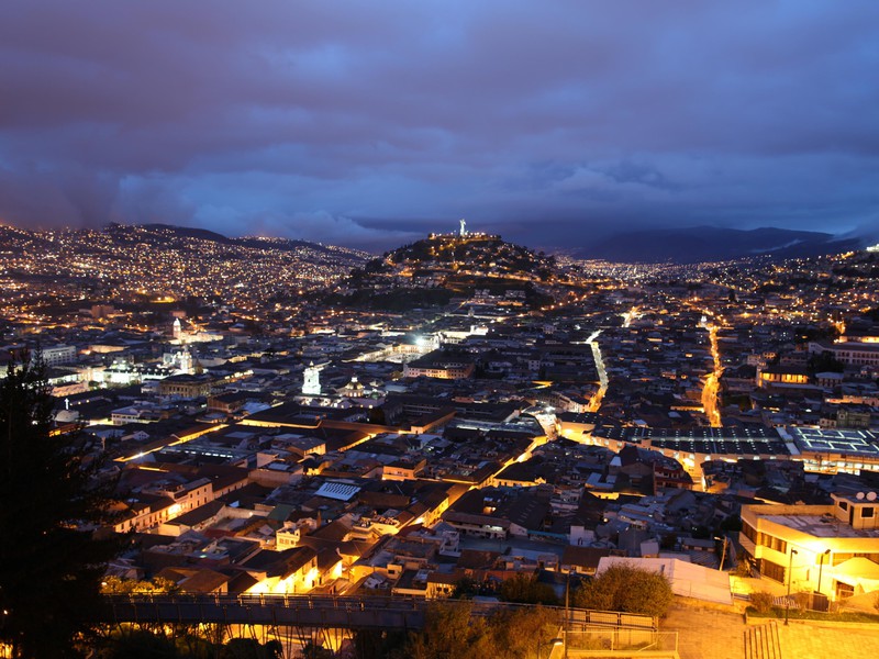 Quito bei Nacht