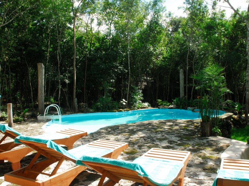 Puerta Calakmul - Pool