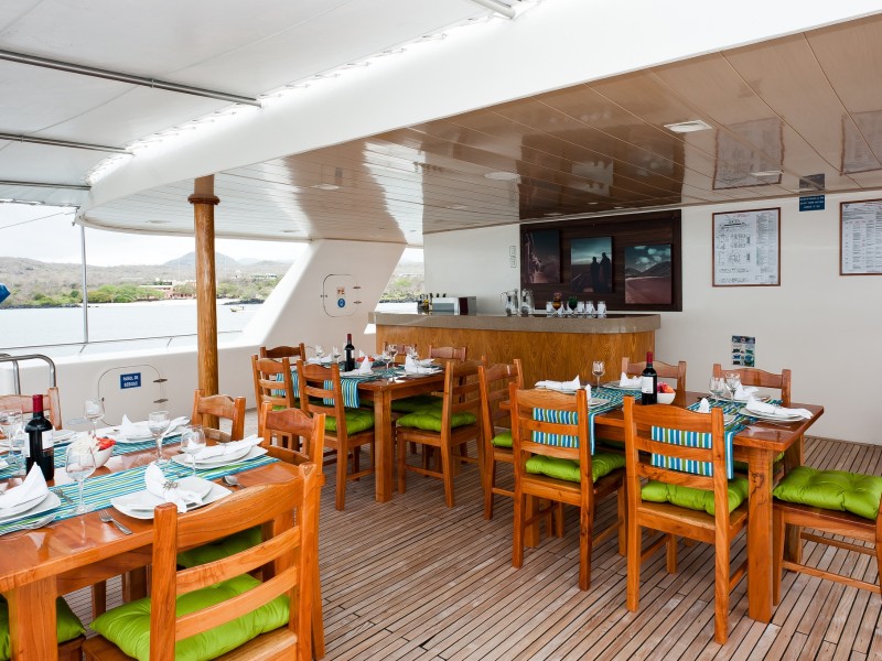 MC SEA MAN Essbereich an Deck
