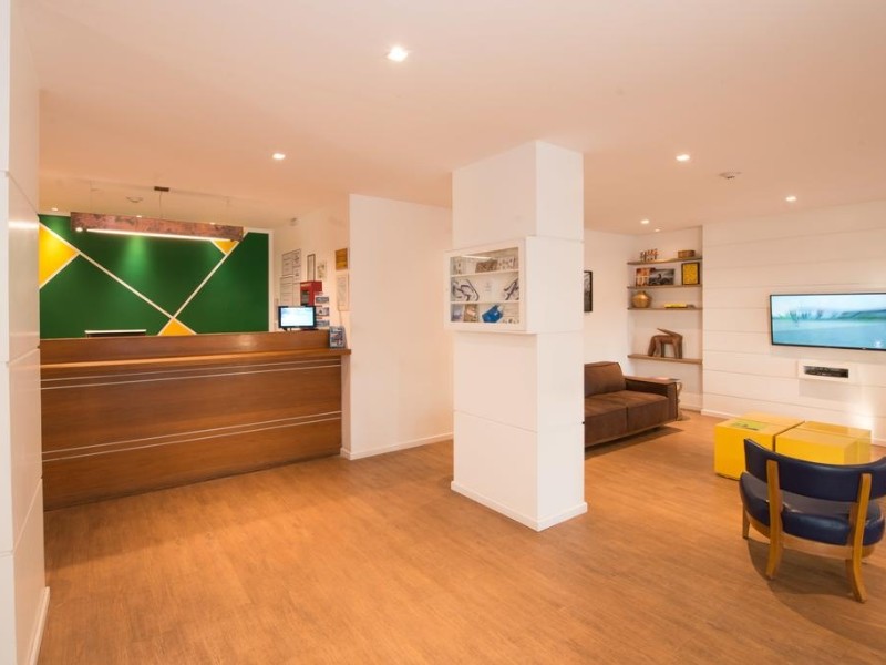 Freundlicher Empfangsbereich