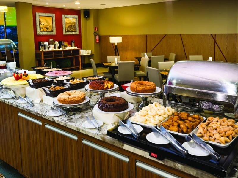 Reichhaltiges Frühstück