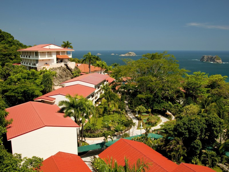 Parador Resort & Spa Hotelgebäude