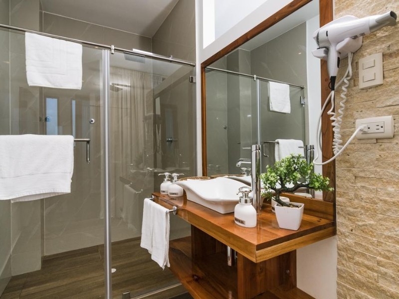 Großzügiges Badezimmer