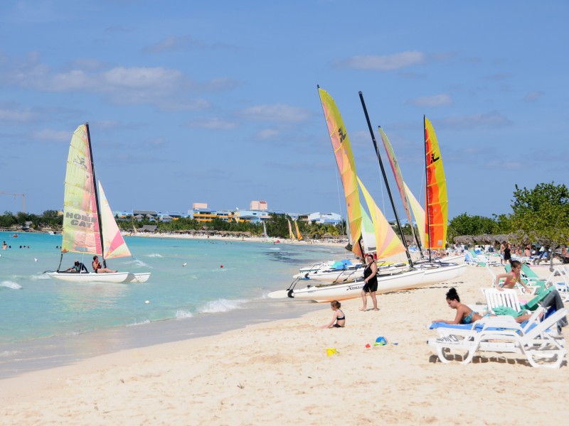 Playa Pesquero - Segelboote am Strand