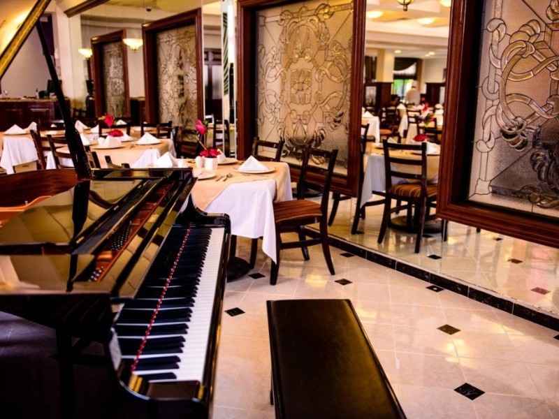 Plaza Campeche - Restaurant