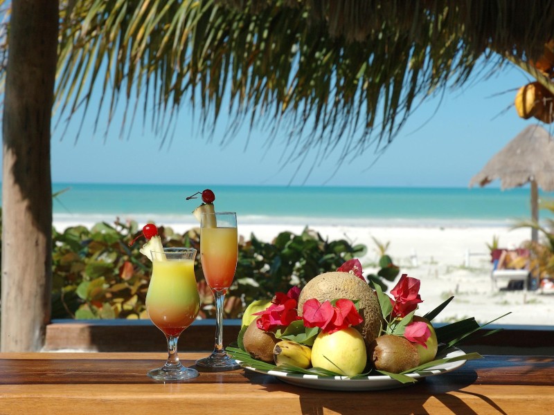 Xaloc Resort - Cocktails & Früchte