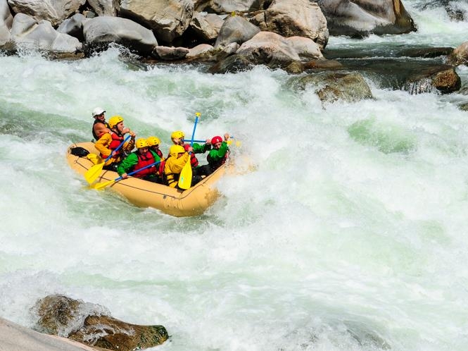 Cuzco Rafting & Zip-Line Adventure