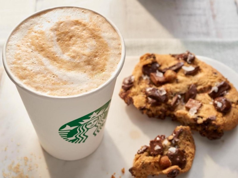 Courtyard by Marriott Starbucks