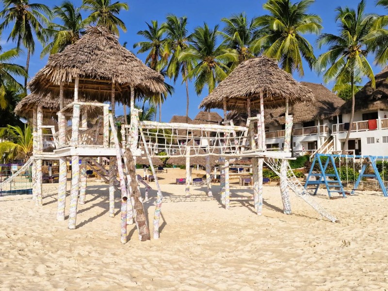 Paradise Beach Kinder-Spielbereich