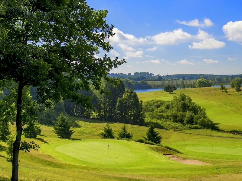 Binowo Park Golf Course