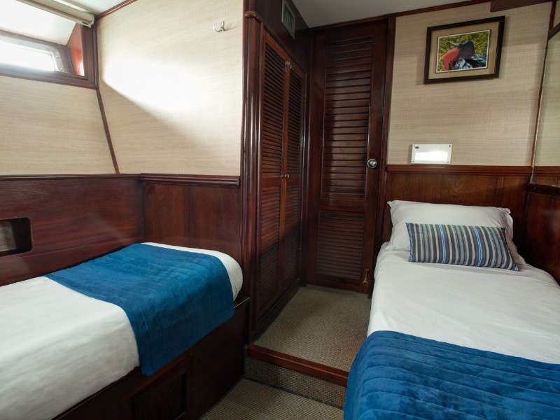 Doppelkabine mit zwei Einzelbetten