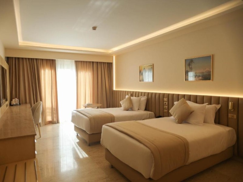 Pyramids Park Resort 