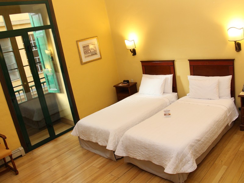 Hotel de la Opera - Junior Kolonial