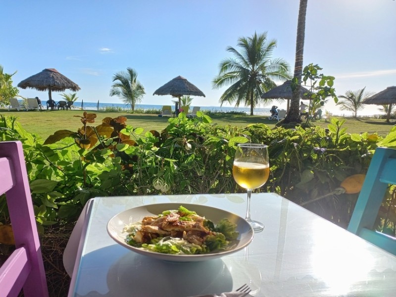 Las Lajas Beach Resort - Restaurant