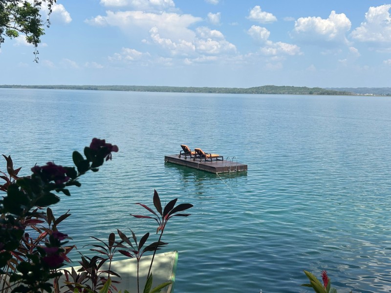 Bolontiku - Floss im See