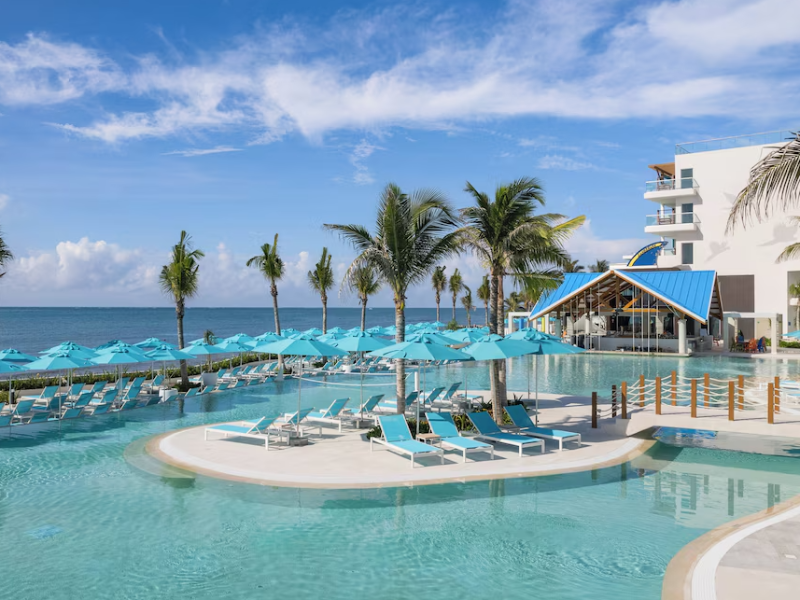 Margaritaville Riviera Cancun - Swimming