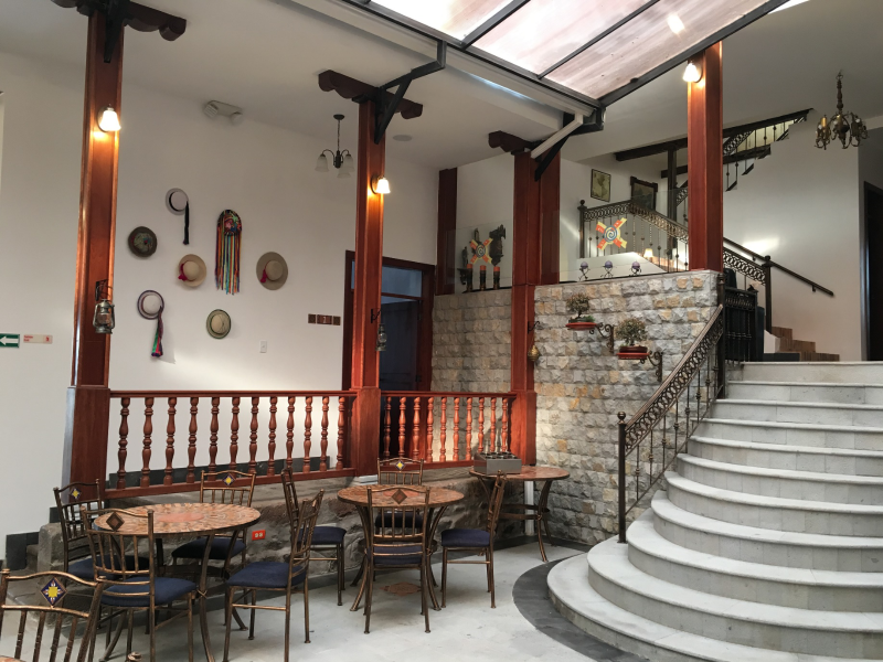 Überdachter Innenhof