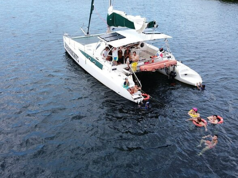 Bocas del Toro Catamaran Sailing Day Tou