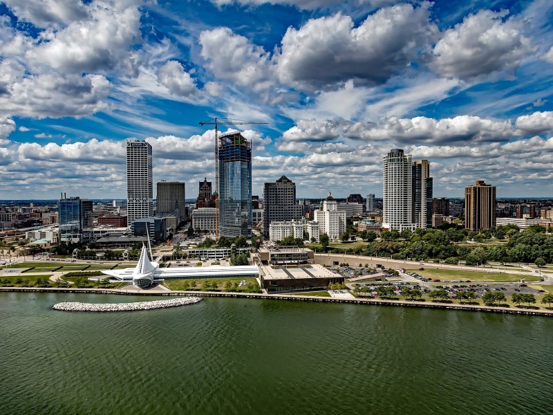 Cloudy sky in Milwaukee
