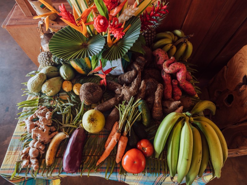 Fresh Fruits  & Vegetables  Healthy Body