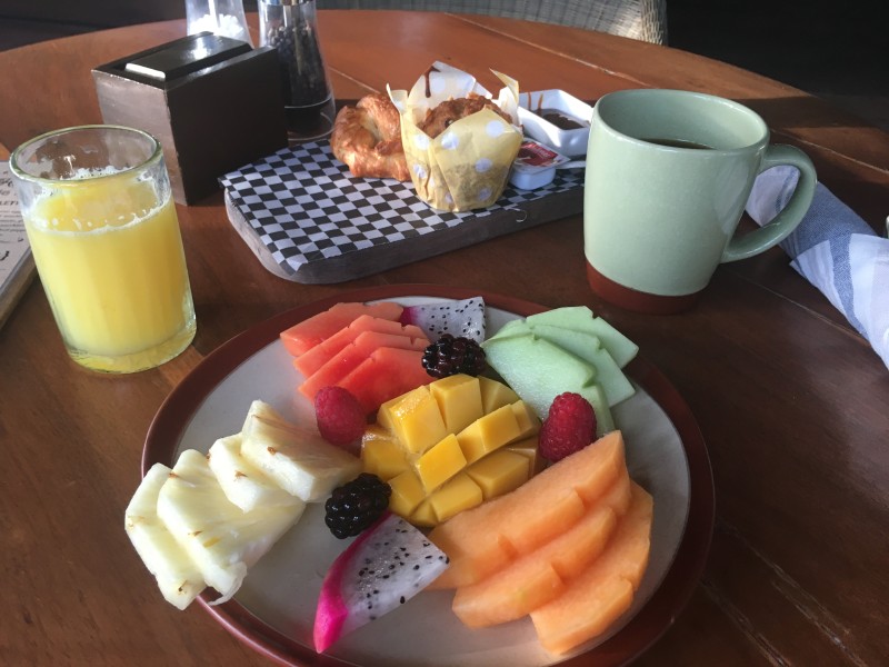 Mahekal Beach - Frühstück