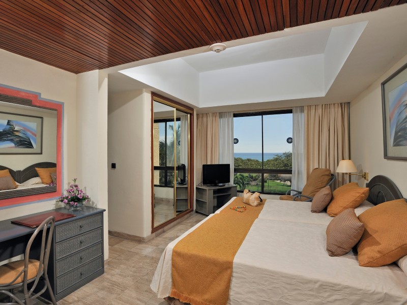 Melia Las Americas Hotel Room