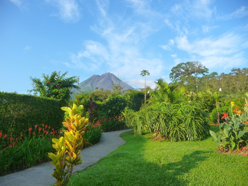 Arenal Volcano Inn - Garten
