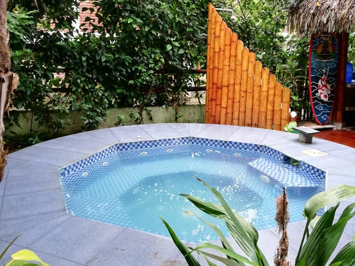 Outdoor Jacuzzi Spondylus Lodge