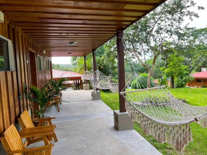 Hacienda Guachipelin_Terrasse