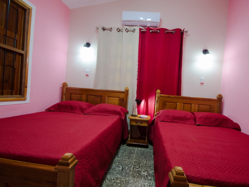 Cristina y Elieser - Schlafzimmer rot