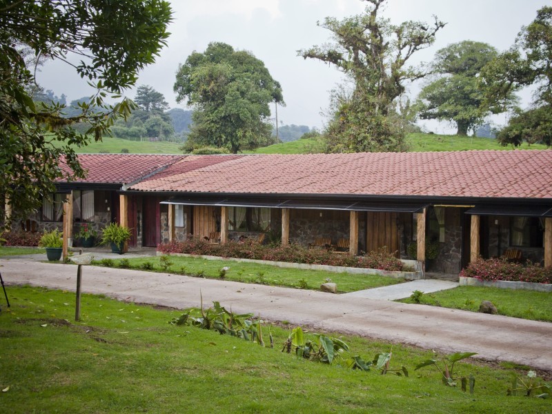 Poas Volcano Lodge - Gebäude