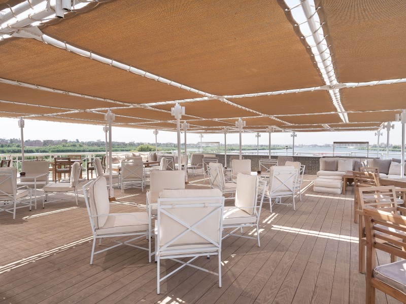 Regent Upper Deck Lounge 