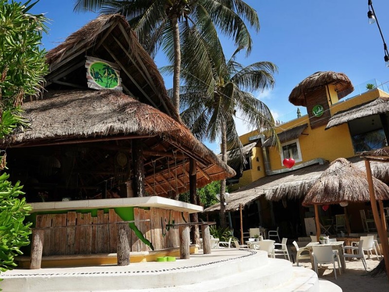 Colibri Beach - Beach Club